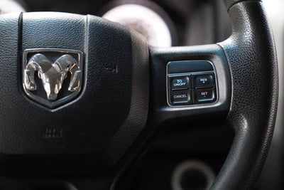 2016 RAM 2500 4WD Crew Cab 8 Ft Box Tradesman