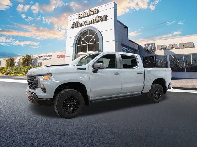 2024 Chevrolet Silverado 1500 Crew Cab Short Box 4-Wheel Drive Custom Trail Boss