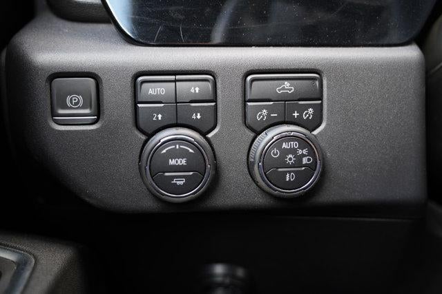 2023 Chevrolet Silverado 1500 Crew Cab Short Box 4-Wheel Drive LT Trail Boss