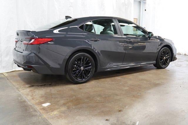 2026 Toyota Camry SE AWD (Natl)