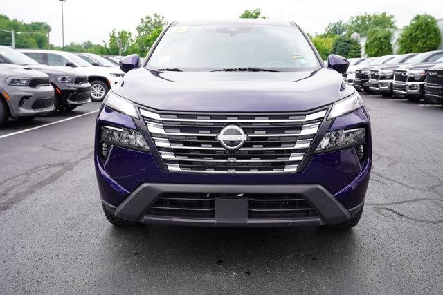 2025 Nissan Rogue AWD SV