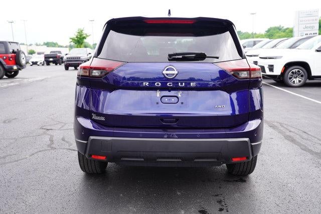 2025 Nissan Rogue AWD SV
