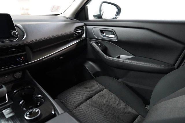 2025 Nissan Rogue AWD SV