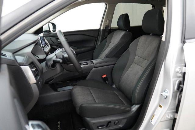 2025 Nissan Rogue AWD SV