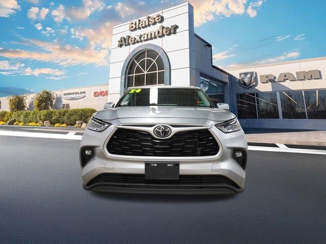 2024 Toyota Highlander LE AWD (SE)