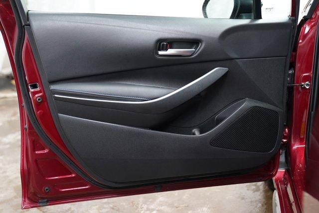 2022 Toyota Corolla SE Nightshade CVT (Natl)