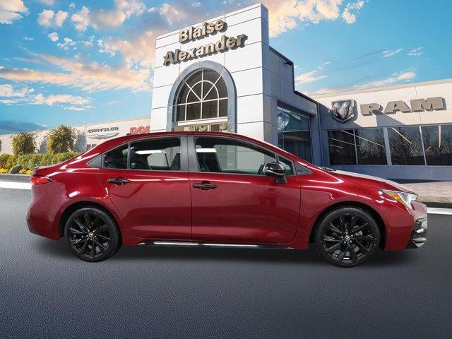 2022 Toyota Corolla SE Nightshade CVT (Natl)