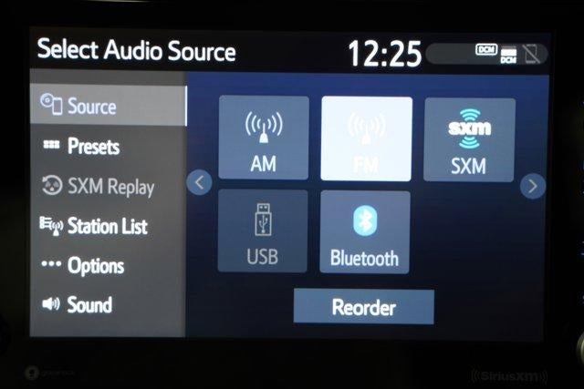 2022 Toyota Corolla SE Nightshade CVT (Natl)