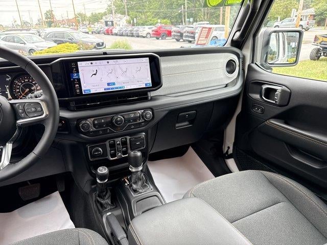 2026 Jeep Wrangler Sahara 4 Door 4x4