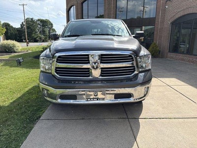 2017 RAM 1500 Big Horn 4x4 Crew Cab 5'7" Box