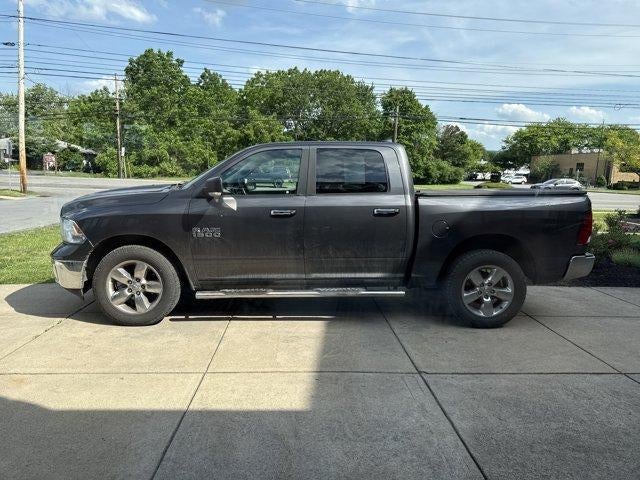 2017 RAM 1500 Big Horn 4x4 Crew Cab 5'7" Box