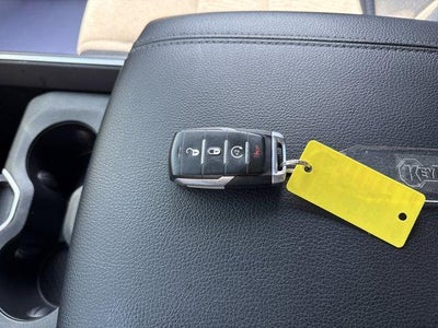 2021 RAM 1500 Big Horn 4x4 Crew Cab 5'7" Box