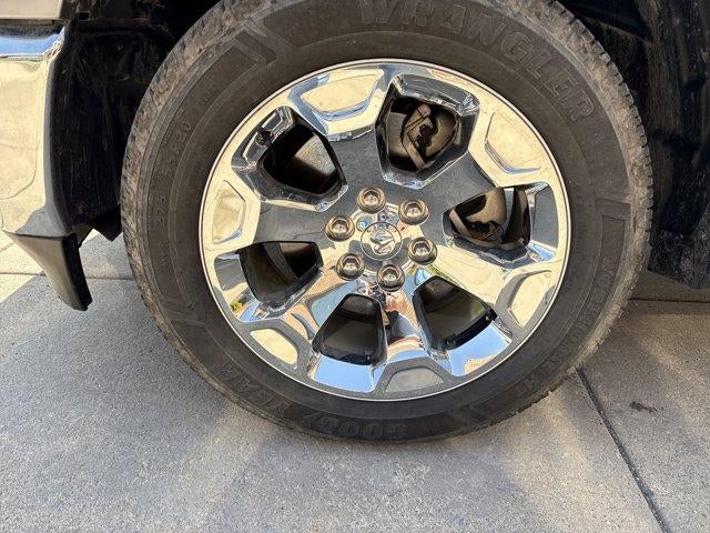 2021 RAM 1500 Big Horn 4x4 Crew Cab 5'7" Box