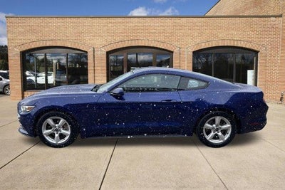 2016 Ford Mustang 2dr Fastback V6