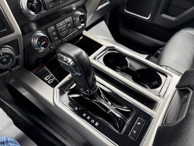 2020 Ford F-150 LARIAT 4WD SuperCrew 5.5' Box