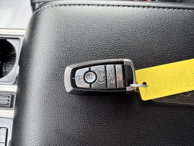 2020 Ford F-150 LARIAT 4WD SuperCrew 5.5' Box