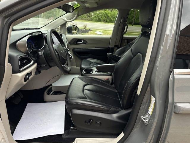 2023 Chrysler Pacifica Touring L FWD