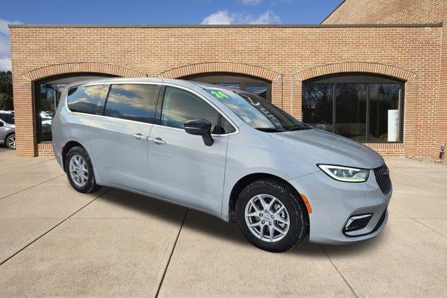 2024 Chrysler Pacifica Touring L FWD