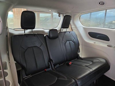 2024 Chrysler Pacifica Touring L FWD