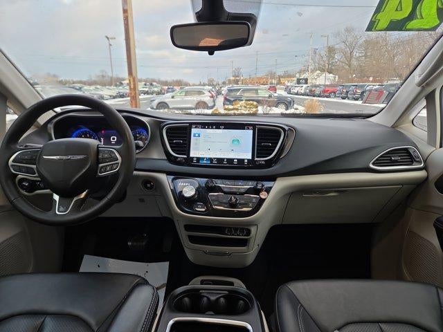 2024 Chrysler Pacifica Touring L FWD