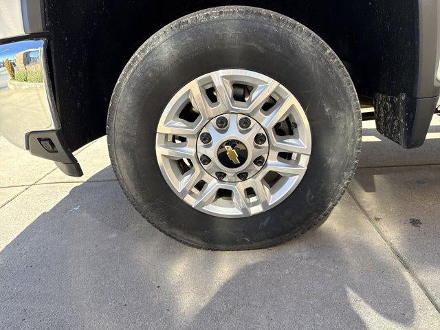 2025 Chevrolet Silverado 2500 HD Crew Cab Standard Box 4-Wheel Drive LT