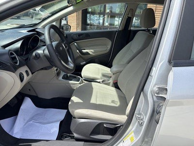 2018 Ford Fiesta SE Sedan