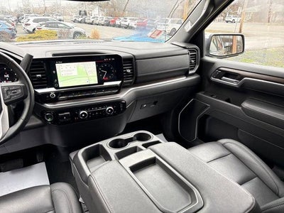 2025 GMC Sierra 1500 Crew Cab Short Box 4-Wheel Drive SLT