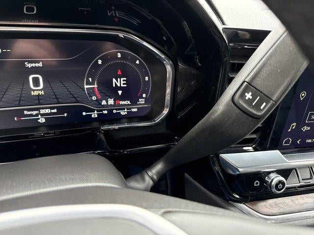 2025 GMC Sierra 1500 Crew Cab Short Box 4-Wheel Drive SLT