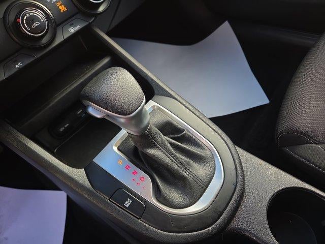 2023 Kia Forte LXS IVT