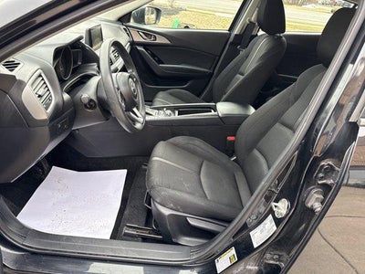 2018 Mazda Mazda3 4-Door Sport Auto