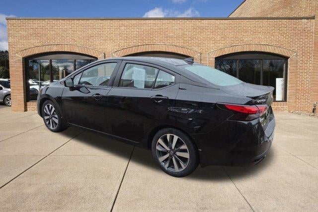 2021 Nissan Versa SR CVT