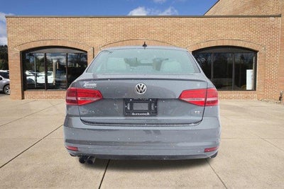 2015 Volkswagen Jetta 4dr Auto 1.8T Sport PZEV Sedan