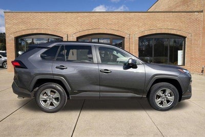 2025 Toyota RAV4 Hybrid XLE AWD (Natl)