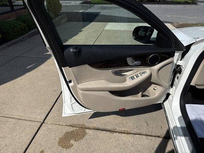 2016 Mercedes-Benz C-Class C 300 Sedan