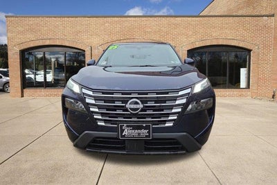 2025 Nissan Rogue AWD SV