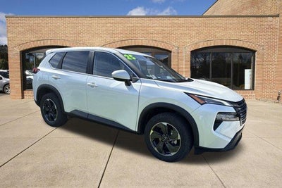 2025 Nissan Rogue AWD SV