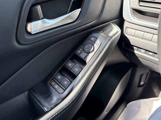 2025 Nissan Rogue AWD SV