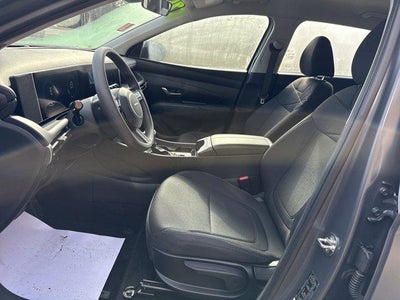 2025 Hyundai TUCSON SE AWD