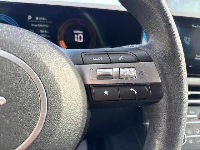 2025 Hyundai TUCSON SE AWD