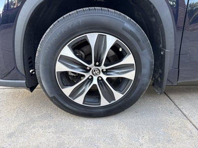 2020 Toyota Highlander XLE AWD (Natl)