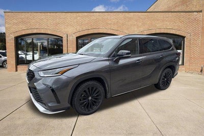 2025 Toyota Highlander XSE AWD (Natl)