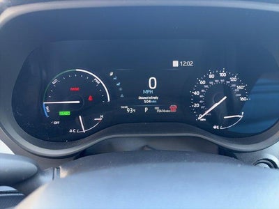 2025 Toyota Sienna LE FWD 8-Passenger (Natl)
