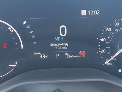 2025 Toyota Sienna LE FWD 8-Passenger (Natl)