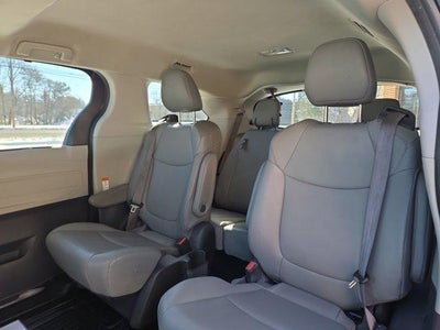 2021 Toyota Sienna XLE AWD 7-Passenger (Natl)