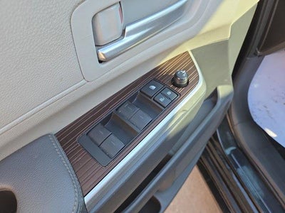 2021 Toyota Sienna XLE AWD 7-Passenger (Natl)