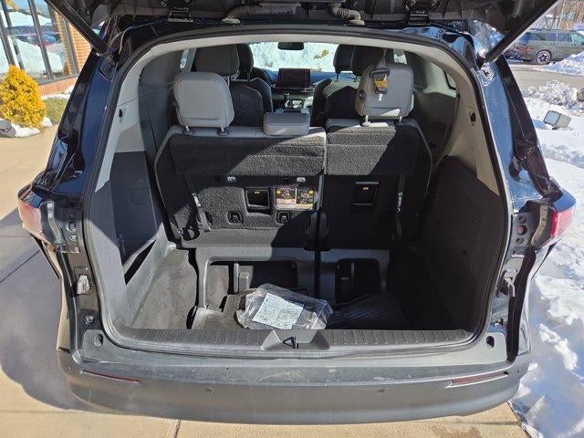 2021 Toyota Sienna XLE AWD 7-Passenger (Natl)