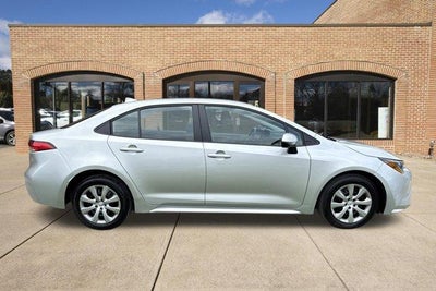 2025 Toyota Corolla LE CVT (Natl)