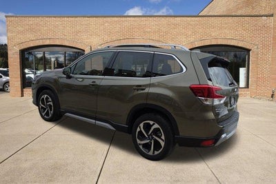 2023 Subaru Forester Touring CVT