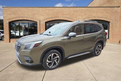 2023 Subaru Forester Touring CVT