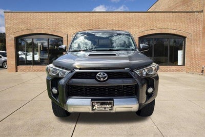 2014 Toyota 4Runner 4WD 4dr V6 Trail (Natl)